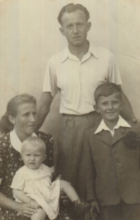 Jaroslav Vašek with is wife and children, 1950s