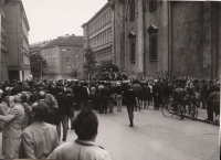 Invaze vojsk Varšavské smlouvy, Jezuitská ulice, 21. 8. 1968, Brno