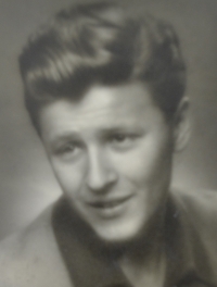A graduation photo of Jan Pavlíček (1953)
