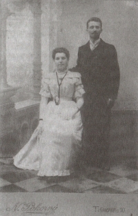 František a Božena Kothbauerovi, Oldřichovi rodiče
