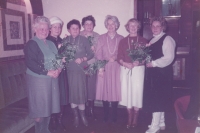 Setkání kaplických rodaček v Linci, Elfriede Weismann vpravo, 1984