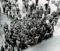 People in the center of Liberec discuss with the occupiers, August 21, 1968