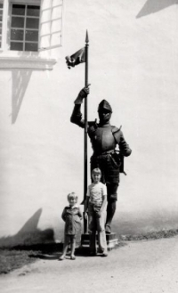 Knight Roland at the time he was removed from the top on the highest tower of Liberec City Hall; from before 1989
