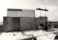 This is how high-rise prefabricated houses were built before 1989
