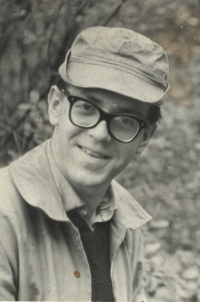 Archi Galle, husband of a witness, circa 1970