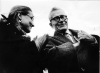 Monika Pajerová in Albertov on the 17th of November 1989 with another speaker, academic Miroslav Katětov 