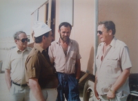 Ivo Beneš on the right, Syria, 1985