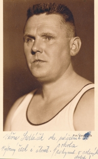 Vavřinec Sedláček, district chief of the Sokol sports club, died in internment in salt mines in 1942.
