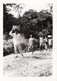 Přenos zdravotnického materiálu, Kongo, 60. léta