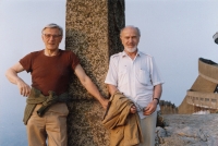 Vladimír Zikmund (right) with his scout friend, Miloš Zapletal.