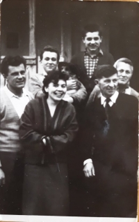 Hana Vondrášková with friends in 1959