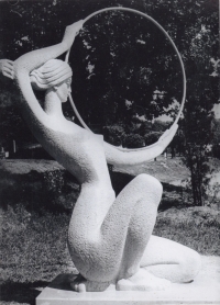 Sculpture "Sport", 1976. The sculptor is Petro Dzyndra