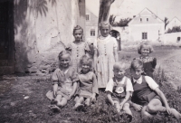 Children from Lobzy, Josef Paul sits second from the right (next to him cousin Rudolf)