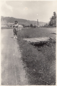 Eva Hoskovcová hitchhiking from Liberec to eastern Slovakia, circa 1955