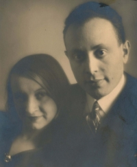 Alfréd and Ludmila Pokorný. Kateřina's parents in the mid-20s
