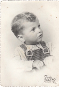 Malý Imrich v októbri 1949