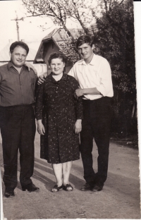 Ľudovít with his parents
