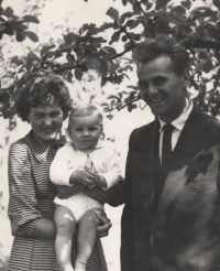 Hana Panušková with her husband and their child