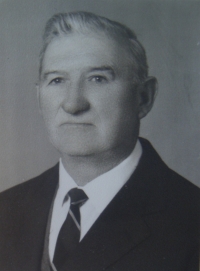 His father Josef Vaňous