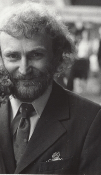 Ladislav Hlavaty as groom, Prague, 1976
