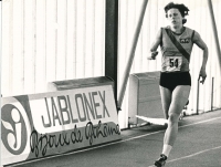 Jarmila Kratochvílová při závodech v hale v Jablonci nad Nisou