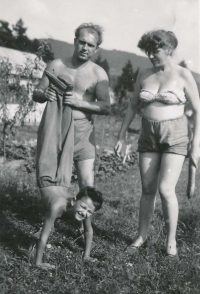 1958, with his parents in the garden of a cottage near Čerčany nad Sázavou, his mother is pregnant with Ivan's sister
