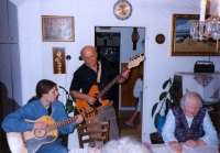 Rudolf Kropík se synem Pavlem a tchyní p. Mračkovou (cca 2000)
