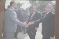 Bohuslav Fencl as Mayor of Vysoké Mýto with Václav Klaus, 1995