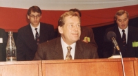 Václav Havel in Most at the congress of the Union of Towns and Municipalities, M. Dvořák on the left, 1992 
