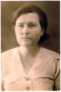 Paraskevia Viktorovska - mother