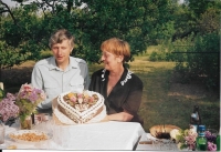 Husband and wife Ljuba and Zdeněk Loukota celebrate their birthday - 50 years, Panenské Břežany 1993 

