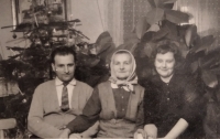 S maminkou Marií a manželkou Františkou