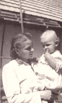 Milena Černá with her mom