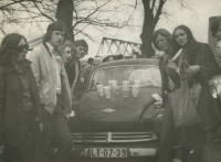 Students on their way to Říp, 1973
