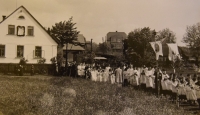 Prime divine service June 4, 1944, the parade from a birth house