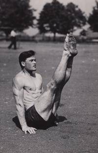 Floor exercise, 1940s