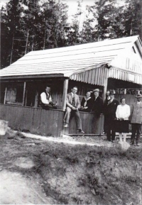 Troják tourist lodge; witness’s father Jan Kovář is second from left, 1930s