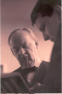 Hans Scharoun and Vladimír Šlapeta in West Berlin, 1967