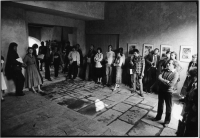 Vernisáž prostorových intervencí Jiřího Beránka, Galerie H, Kostelec nad Černými lesy, polovina 80. let 