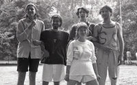 Tým SVS na fotbalovém turnaji nezávislých občanských iniciativ, Praha, Dětský ostrov, léto 1989