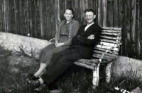 Josef and Anna Vychopeň, witness' parents