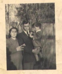 The first family photograph after the war, 1946