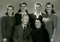 The Vylít family on the occasion of their silver wedding, Klára second from the left, Mladá Boleslav, 1948