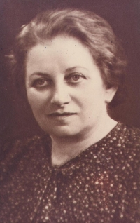 Hermina Kreisz (rod. Ungar), stará mama z matkinej strany