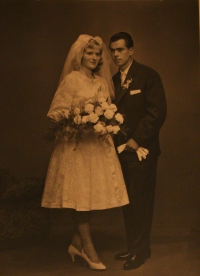 Wedding photography, Miroslava and Miroslav Pavel, August 5, 1961, Prostějov