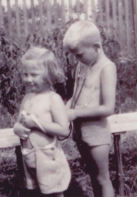 Jan Pirk with his sister, playing at doctor and his patient, the 1950s 