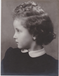 Marianna Bergida (nee Friedrich), 1947