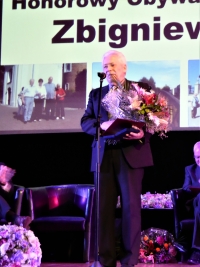 Zbigniew Podleśny as honor citizen of City Zawadzkie