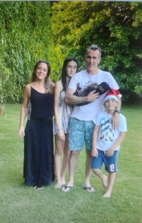 Sebastian, Petr's second son, with his wife Victoria and their children. Buenos Aires, 2020