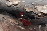 Tomáš Lánczos v jaskyni Juliana na hore Chimanta, Venezuela v roku 2009